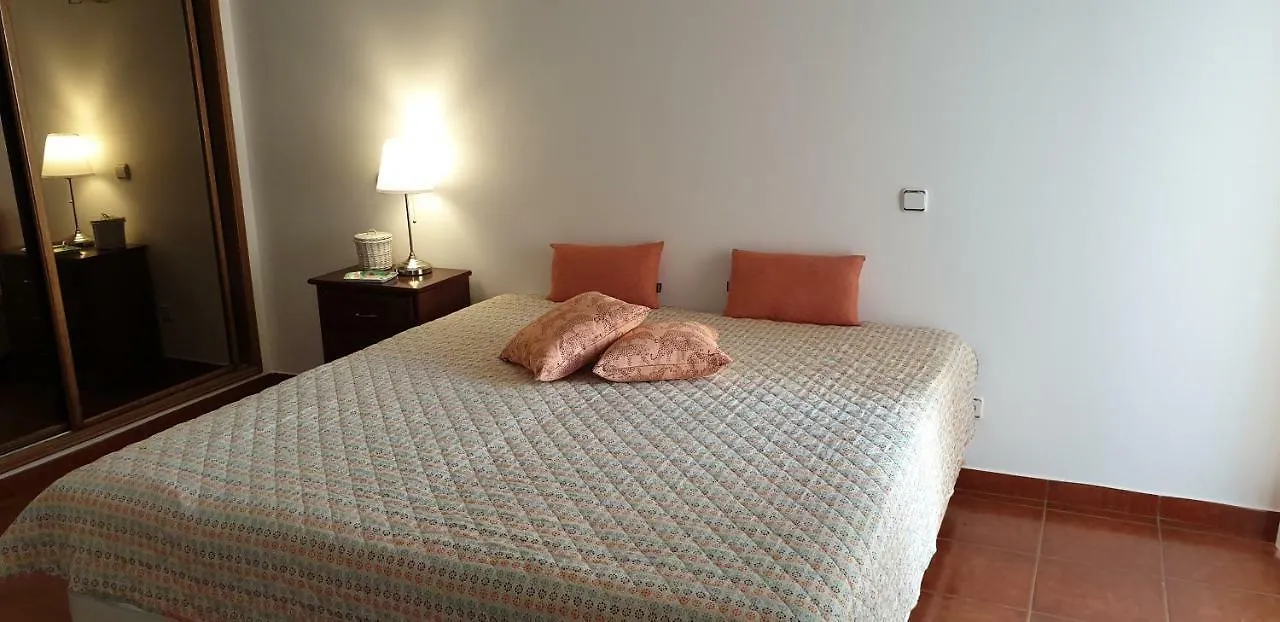 Dona Ana Guesthouse Lagos