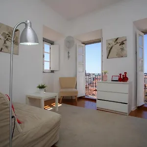 Apartment Com Historia